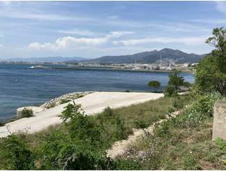 Le port de commerce de Rosas est en vue, le trek se termine, enfin pas tout à fait.